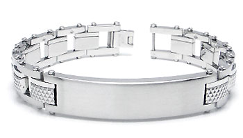 "This bracelet is not dedicated for people who are looking for something ordinary. The stainless steel ID bracelet offers a fantastic quality of material and design. It has a unique feature and it gives you a chance to wear it on many occasions from business meetings, parties, to leisure activities."