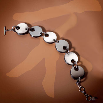 Macao Stainless Steel Mother of Pearl Round Link Bracelet