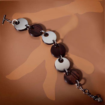 Macao Stainless Steel Ebony Round Link Bracelet