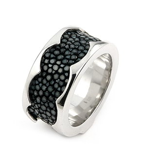 Sterling Silver Hematite Stingray Leather Ring