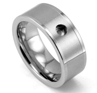 diamond setting on a tungsten ring